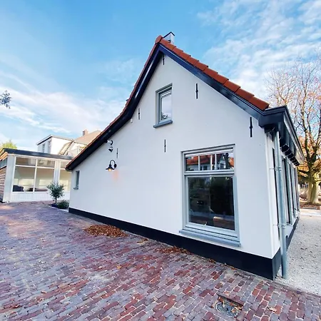 Cozy Historical Wassenaar