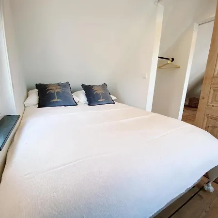 בית נופש Cozy Historical