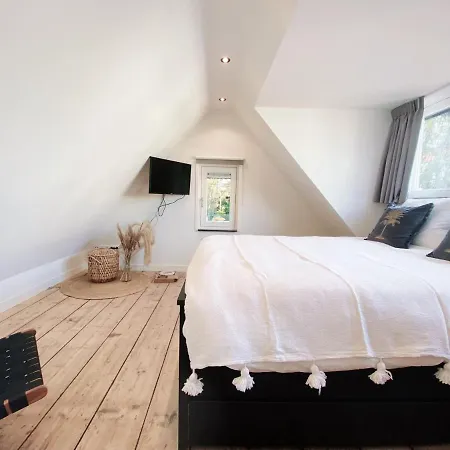 Cozy Historical Vakantiehuis Wassenaar