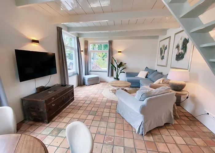 Cozy Historical Holiday home *