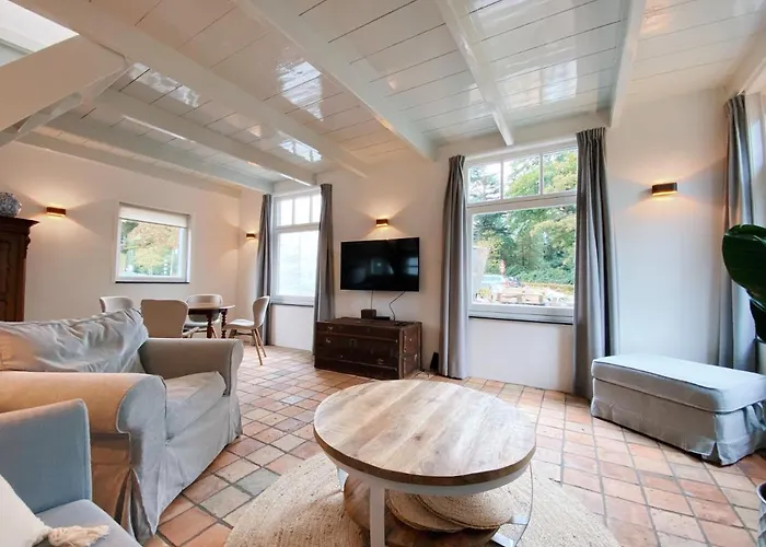 Cozy Historical Holiday home *